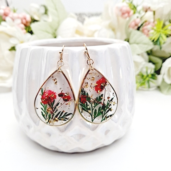 Boutique Jewelry - Boho Pressed dried red flower resin drop shaped gold leaf dangle Earrings 2/$30